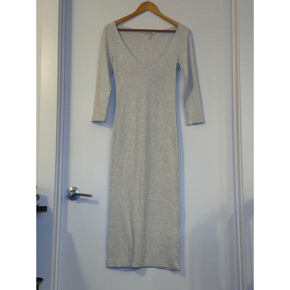 Billabong Dresses & Skirts - Billabong Cocktail Bodycon Grey Sweater 3/4 Sleeve Casual Midi Dress Size Medium